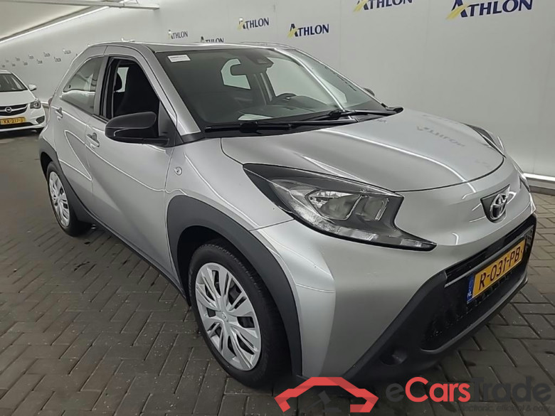 TOYOTA Aygo X 1.0 VVT-I MT play 5D 53kW #2