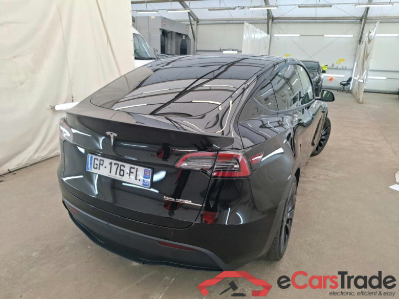 TESLA Model Y / 2020 / 5P / SUV Performance Dual Motor AWD #4