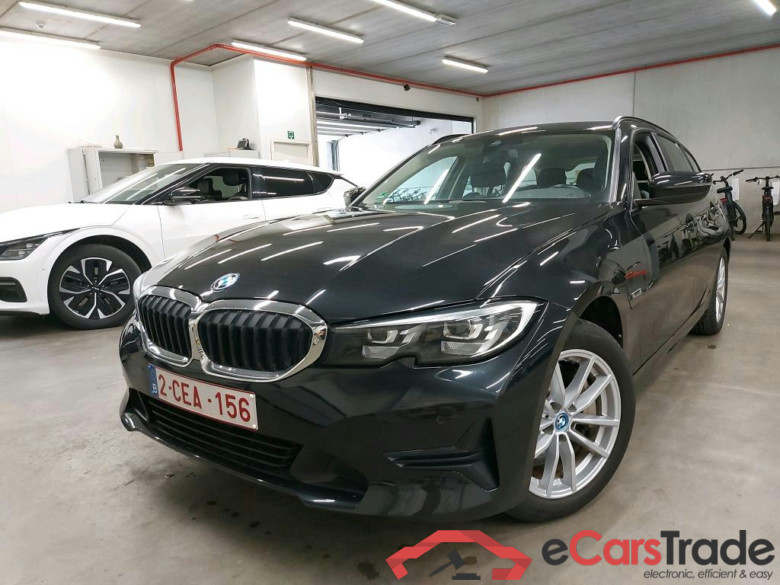 BMW - BMW 3 TOURING 330e 292PK Business Edition & Pack Business Plus With Heated Sport Seats & Parking Assistant Pack * HYBRID * #1