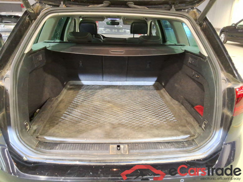 VOLKSWAGEN PASSAT VARIANT 2.0 TDI SCR VARIANT STYLE BUSINESS #3