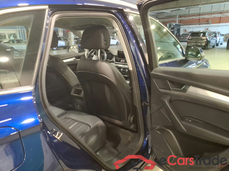 AUDI Q5 DIESEL - 2017 30 TDi Business Edition S tronic #5