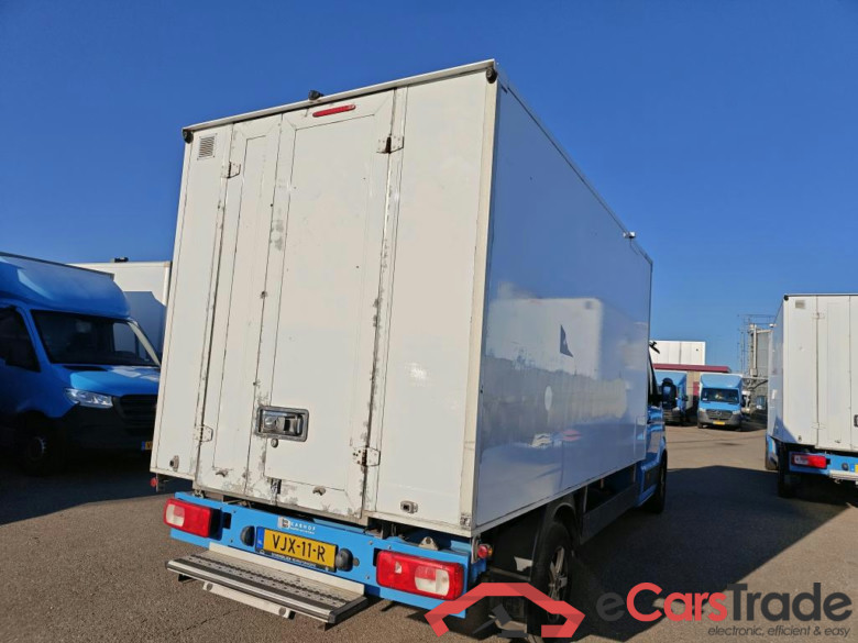Volkswagen Crafter 35 2.0TDI 75kW L4 FWD Gesloten Laadbak #2
