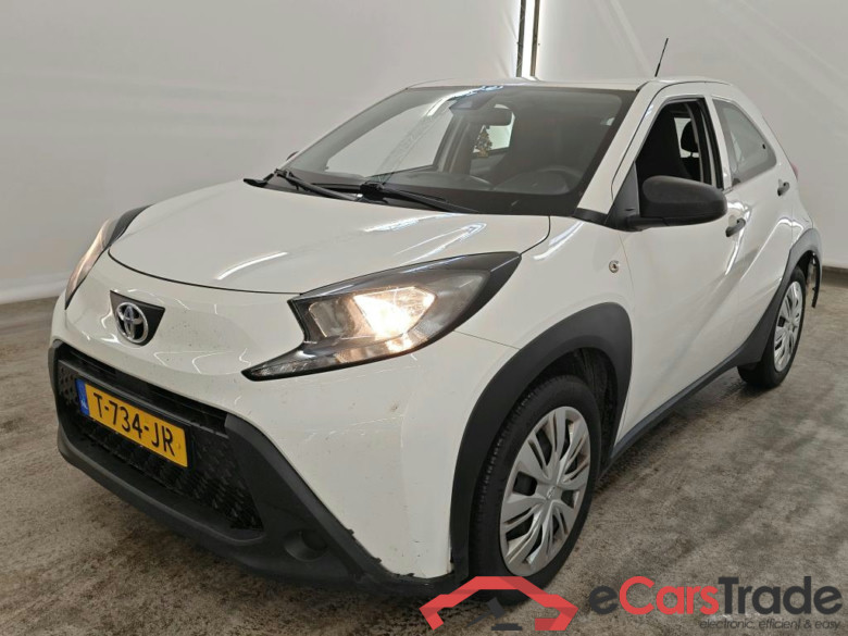 Toyota AYGO X 1.0 VVT-i MT 5d #1
