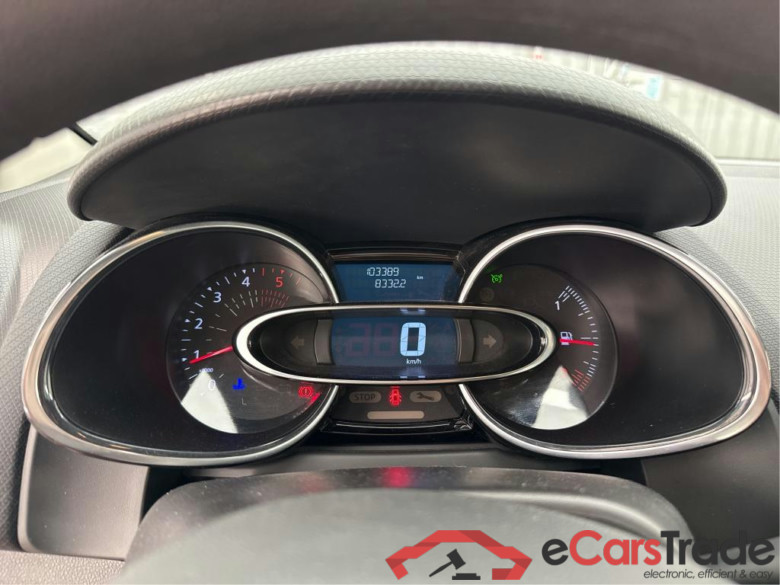 Clio IV Air MediaNav 1.5 dCi 90CV BVM5 E6 #6