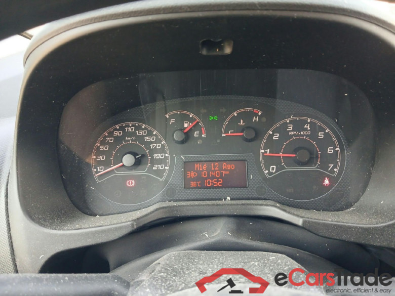 FIAT Fiorino / 2016 / 3P / furgón derivado de turismo Cargo Base N1 1.3 MJet 70 kW (95 CV) #4