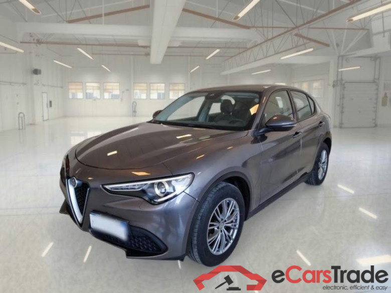 ALFA ROMEO STELVIO / 2017 / 5P / SUV 2.2 TURBO DIESEL 190CV BUSINESS AT8 Q4 #1