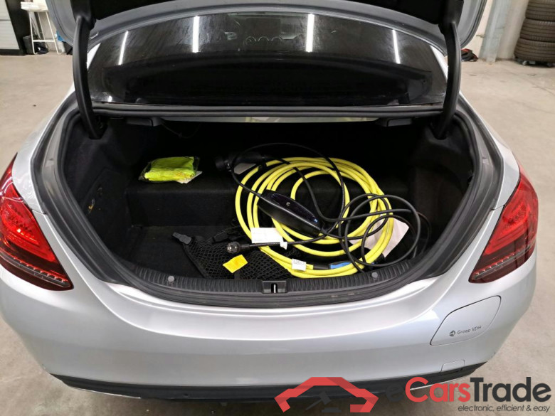 Mercedes C 300de Plug-In Hybrid AMG Night Aut. LED-Multibeam Widescreen Ambient Navi Sport-Leather KeylessGo Camera Klima PDC ... #6