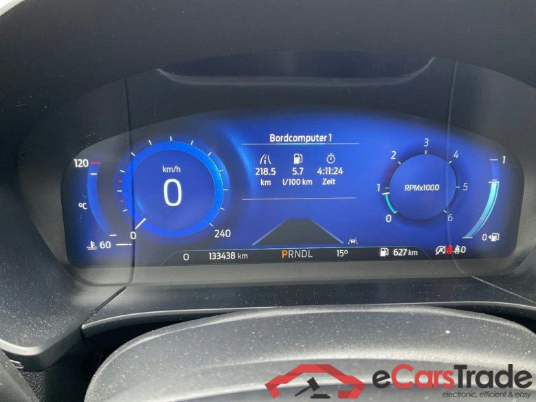 Kuga Titanium 1.5 EcoBlue 88KW AT8 E6d #6