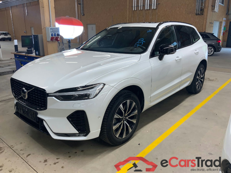 XC60 Plus Dark AWD 2.0 B4 145KW AT8 E6d