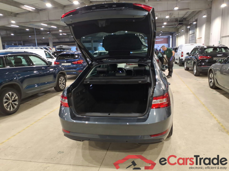 SKODA SUPERB 2.0 CRTDI 110KW CLEVER+ #1
