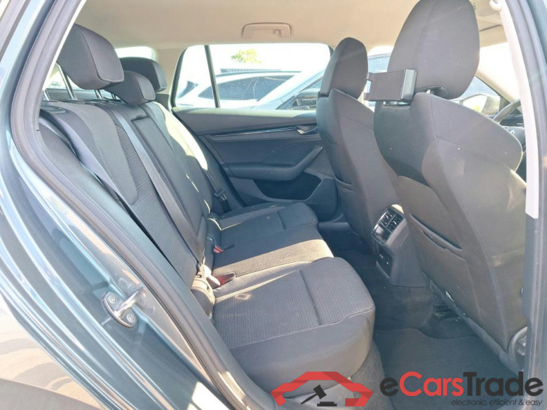 SKODA Octavia 2.0 CRTDI 85KW AMBITION #1