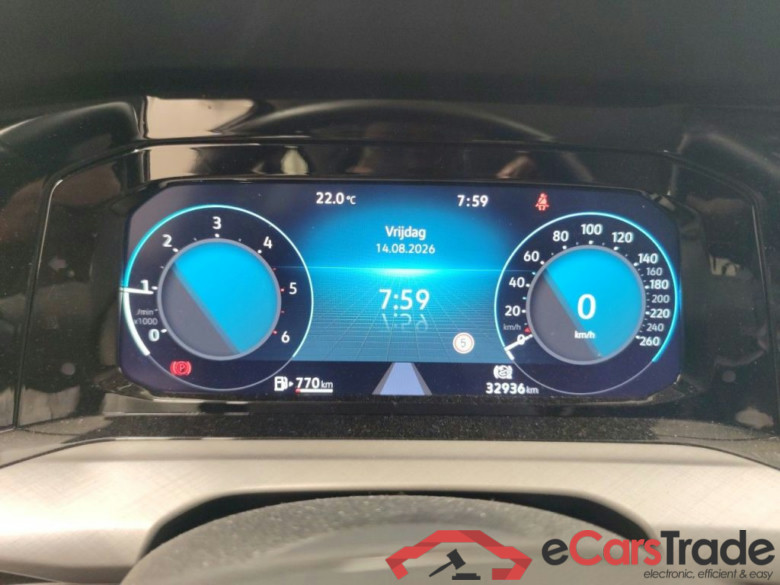 Volkswagen Golf VIII 2.0 TDI 85kW Life Business 5d #6