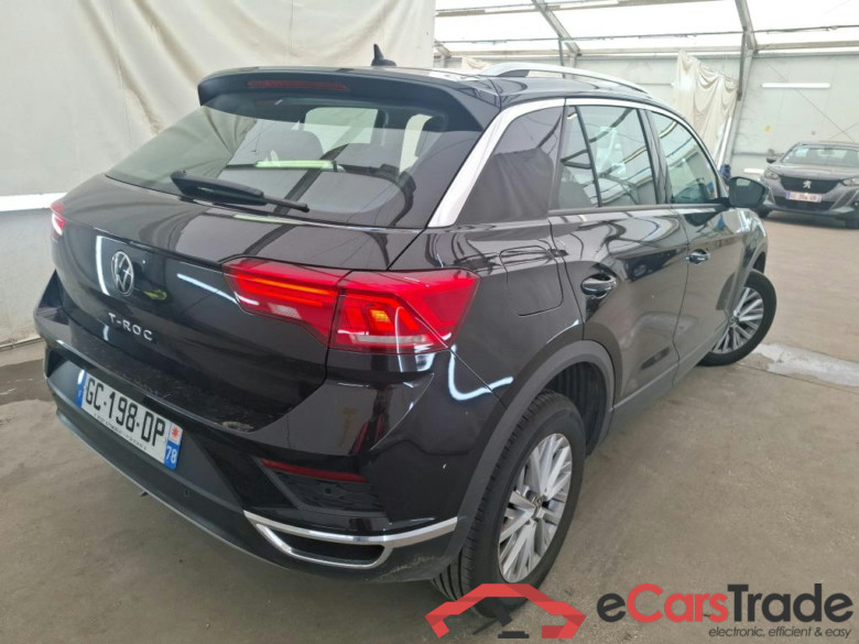 VOLKSWAGEN T-Roc / 2017 / 5P / SUV 1.0 TSI 110 LOUNGE BUSINESS #3