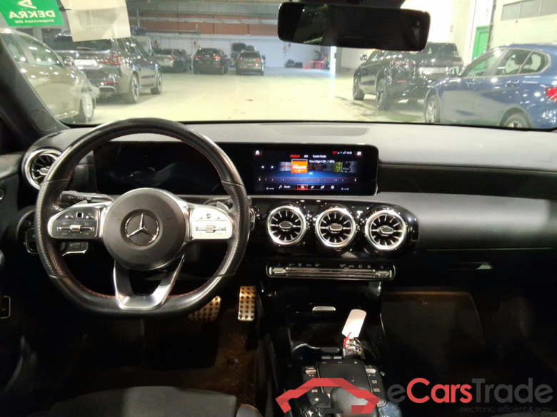MERCEDES-BENZ A-CLASS 1.3 A 250 E DCT #6