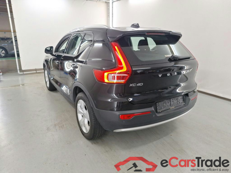 VOLVO XC40 1.5 T2 Momentum Pro Geartronic #3
