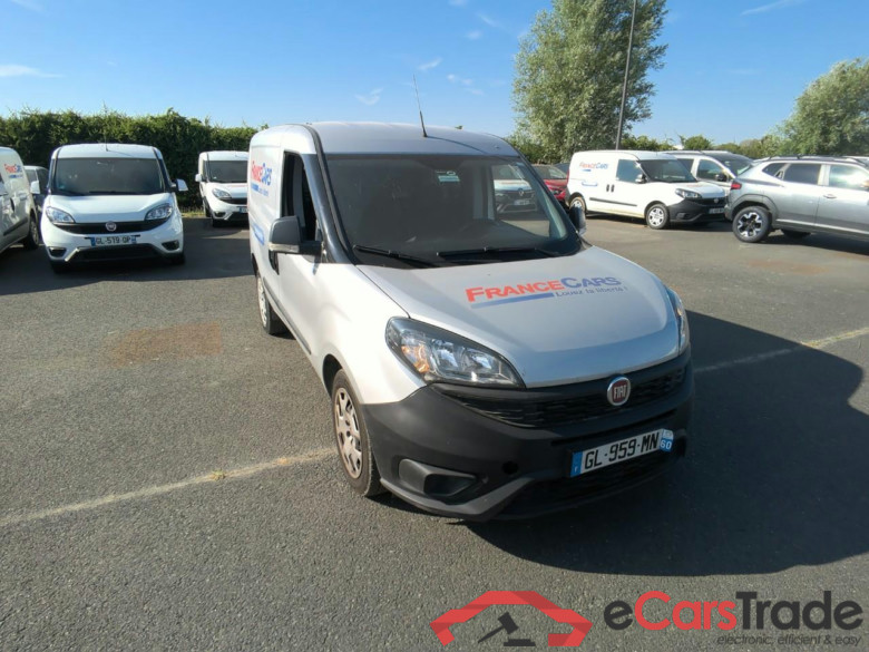 DOBLO CARGO 1.6MJT 120 BUSINE #1