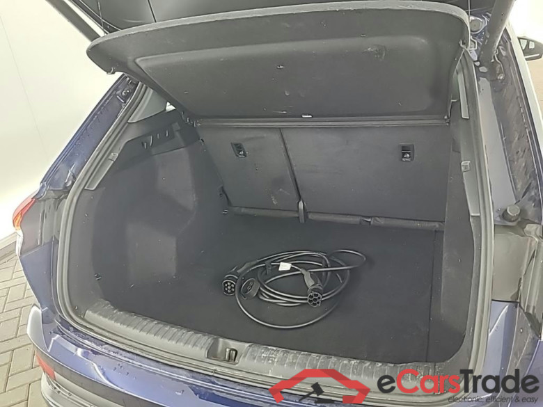 AUDI Q4 e-tron 40 e-tron Laun.Edit.Ad.Pl.150kW Athlon Edition #5