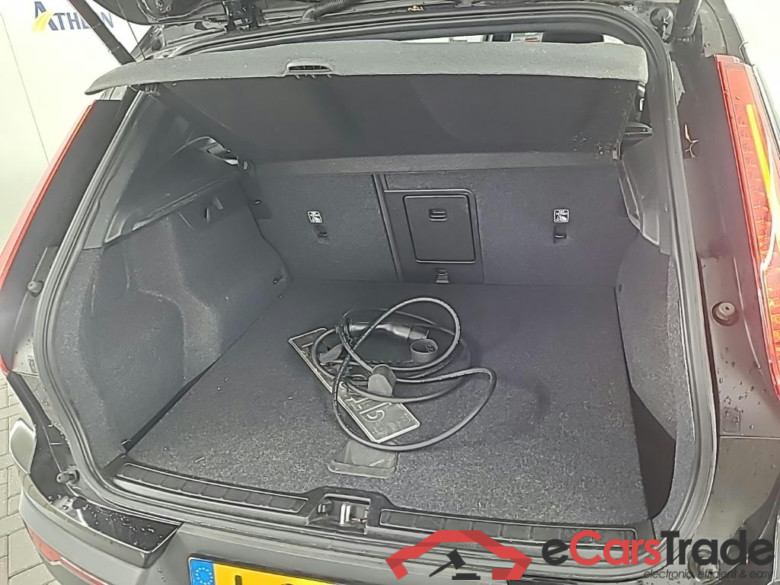 VOLVO XC40 Recharge P8 AWD 5D 300kW #5