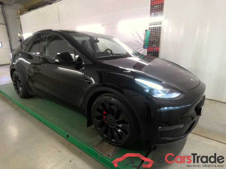 Tesla Model Y Performance AWD 5d #2