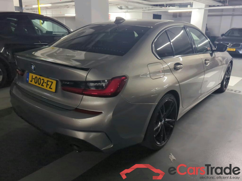 BMW 3 Serie Sedan 330e 4d #3