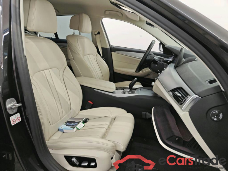 BMW 5 Serie Sedan 530iA Business Edition Plus 4d #3