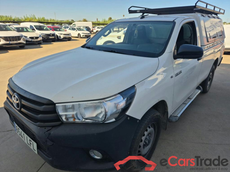 TOYOTA Hilux / 2016 / 2P / pickup 2.4 D-4D Cabina Sencilla GX #1