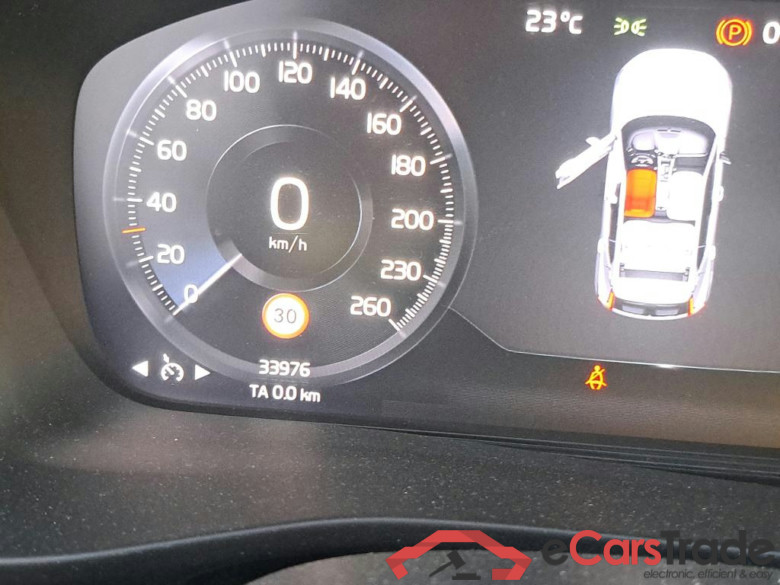 VOLVO XC40 / 2021 / 5P / todoterreno 1.5 T5 Recharge PHEV Plus Dark Auto #5