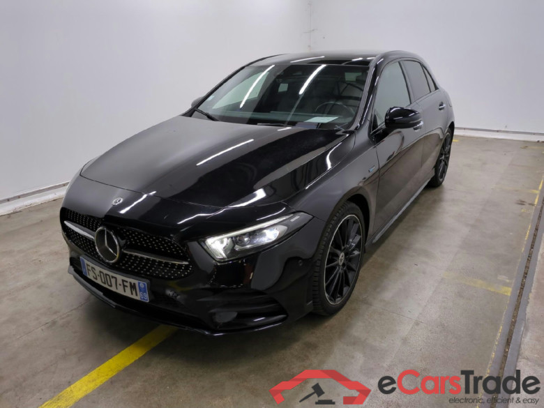 MERCEDES-BENZ Classe A Compact / 2018 / 5P / Berline A 250 e AMG Line 8G-DCT #2