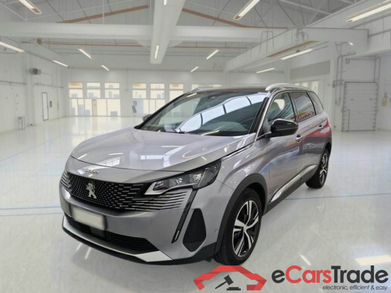 PEUGEOT 5008 / 2020 / 5P / SUV BLUEHDI 130 GT EAT8 S/S AUT. #1