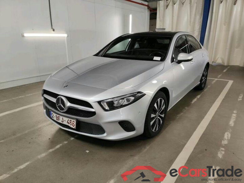 Mercedes A-Klasse Limousine A-Klasse Limousine A 250e Business Solution (PHEV) 160kW/218pk  4D/P Auto-8 #1