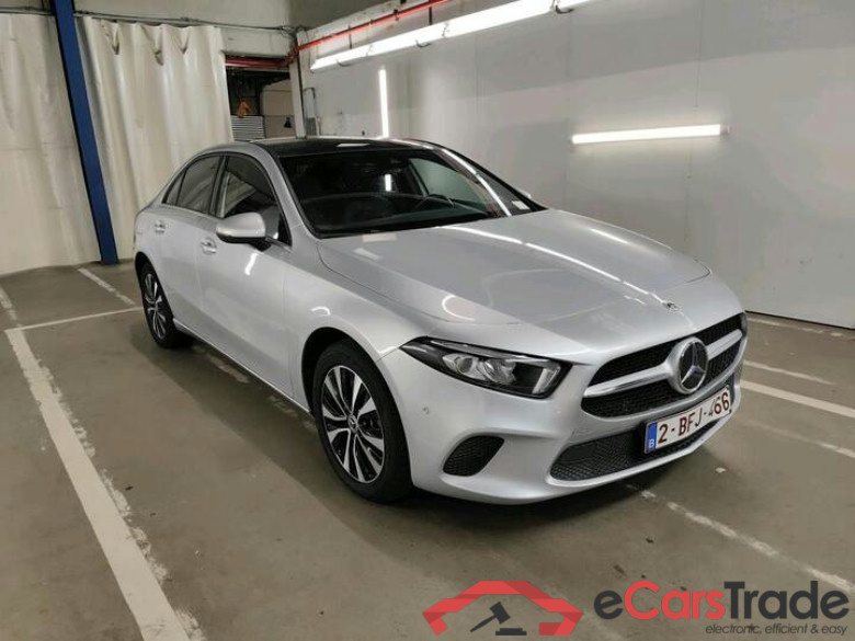 Mercedes A-Klasse Limousine A-Klasse Limousine A 250e Business Solution (PHEV) 160kW/218pk  4D/P Auto-8 #2