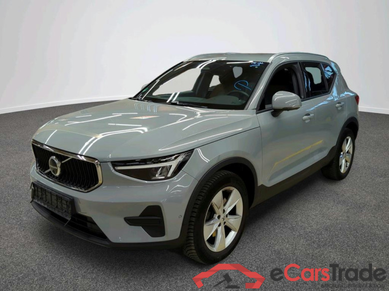XC40 Core 2WD 2.0 120KW AT7 E6d #1