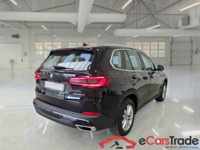 BMW X5 / 2018 / 5P / SUV XDRIVE 25D BUSINESS AUTOM. #2