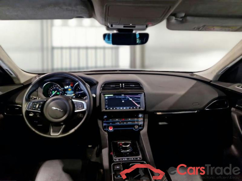 JAGUAR F-PACE / 2015 / 5P / SUV 2.0D I4132KW PRESTIGE AWD AUTO #3