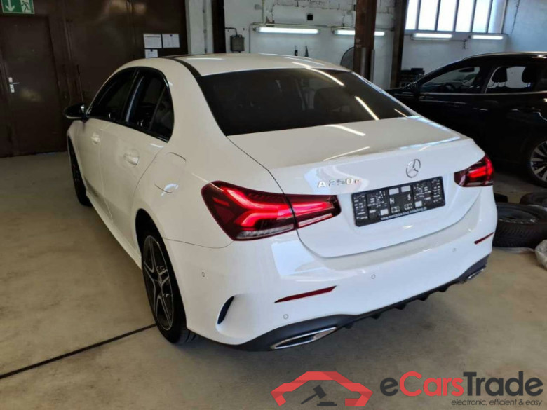 Mercedes-Benz A 250e  #3