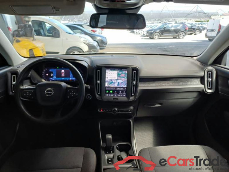VOLVO XC40 / 2021 / 5P / SUV B3 AUTOMATICO ESSENTIAL #3