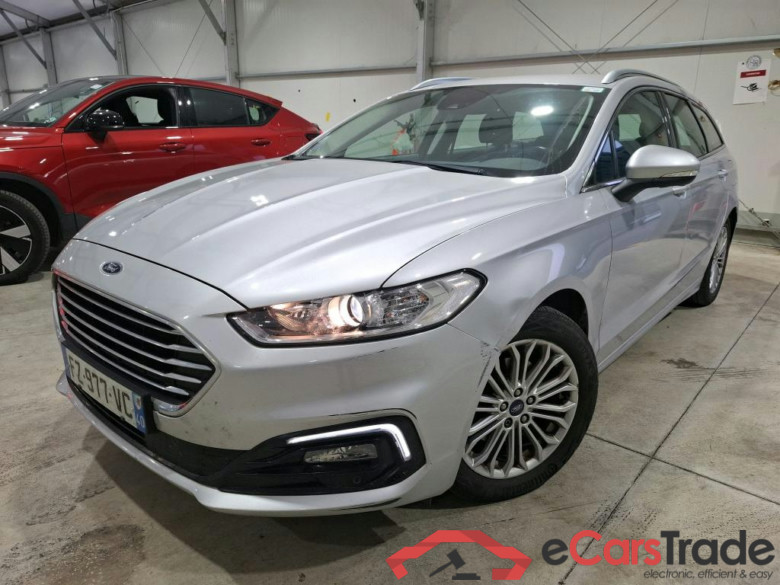 Ford Mondeo SW Titanium 2.0i Hybrid Navi KeylessGo Klima PDC ...