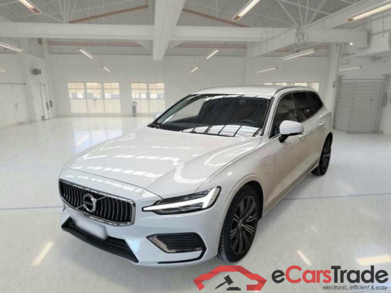 VOLVO V60 / 2019 / 5P / STATION WAGON T6 PLUG-IN AWD AUTOM.RECH.INSCRIPTION #1