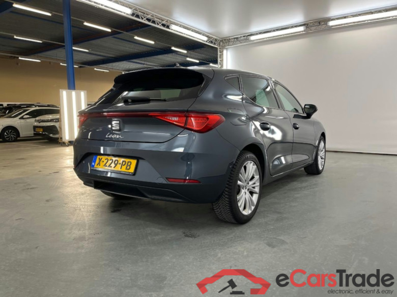 SEAT LEON 1.0 TSI Style Business Intense #4