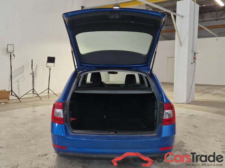 SKODA OCTAVIA / 2016 / 5P / STATION WAGON 2.0 TDI EXECUTIVE DSG #5