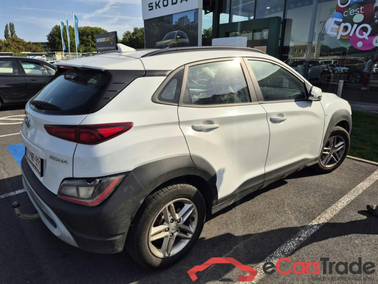 Hyundai Kona 1.6 CRDI 136 MHEV 48V 6MT SKY #4