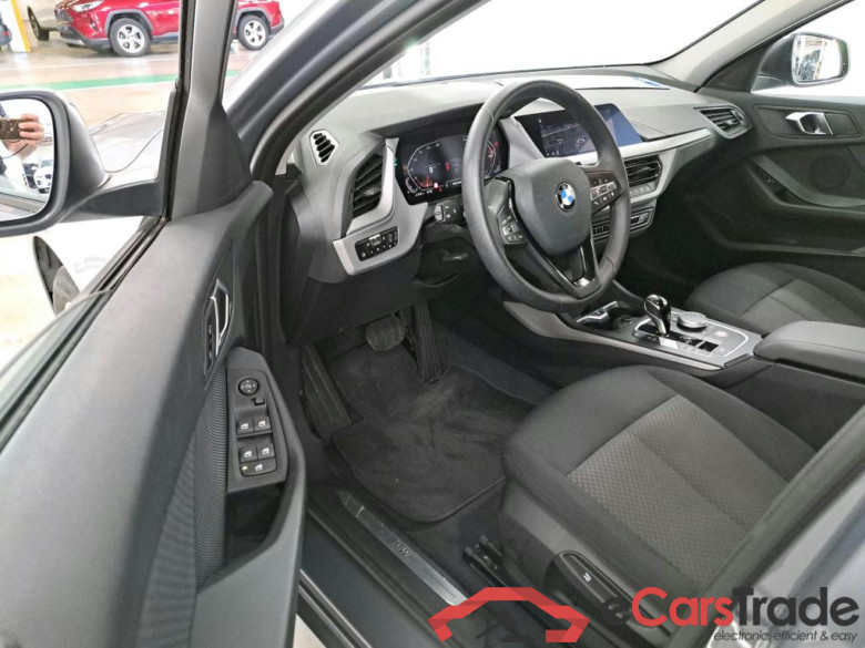 BMW 1 SERIES HATCH 1.5 116IA (80KW) #5