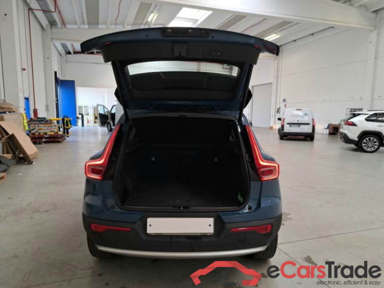 VOLVO XC40 / 2021 / 5P / Fuoristrada T4 Recharge Plug-in auto Ultim Bright N1 #5