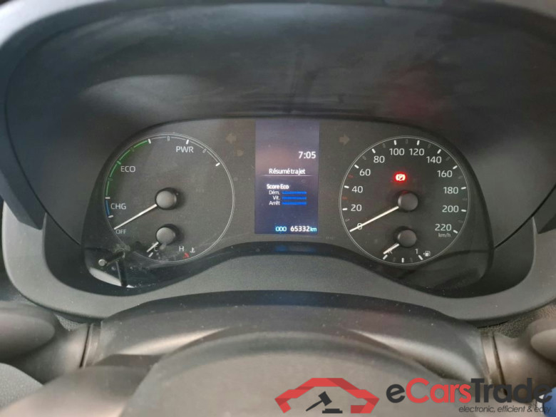 TOYOTA Yaris Hybride / 2019 / 5P / Berline Hybride 116h Dynamic Business Beyond Zer #6