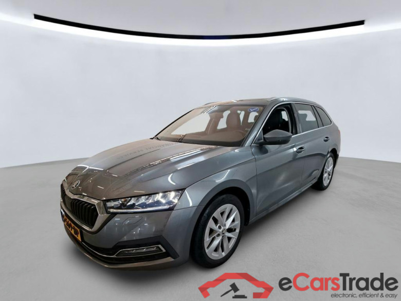 SKODA Octavia Combi 110 kW #1