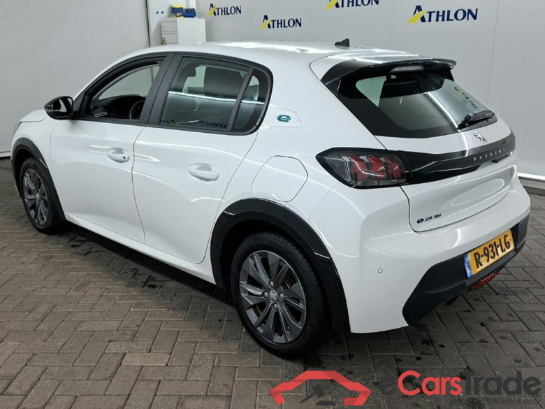 PEUGEOT e-208 Active Pack 50kWh 136 5D #4