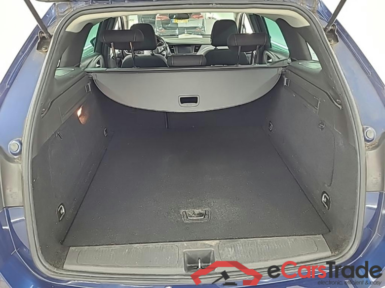 OPEL Astra Sports Tourer 1.2 turbo 81kW Business Edition 5D #5