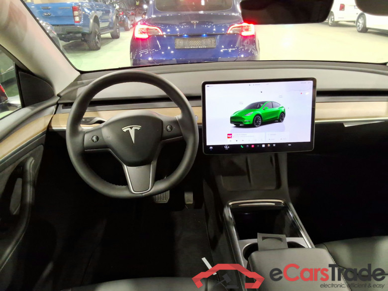 TESLA MODEL Y BEV AUTO RWD #6