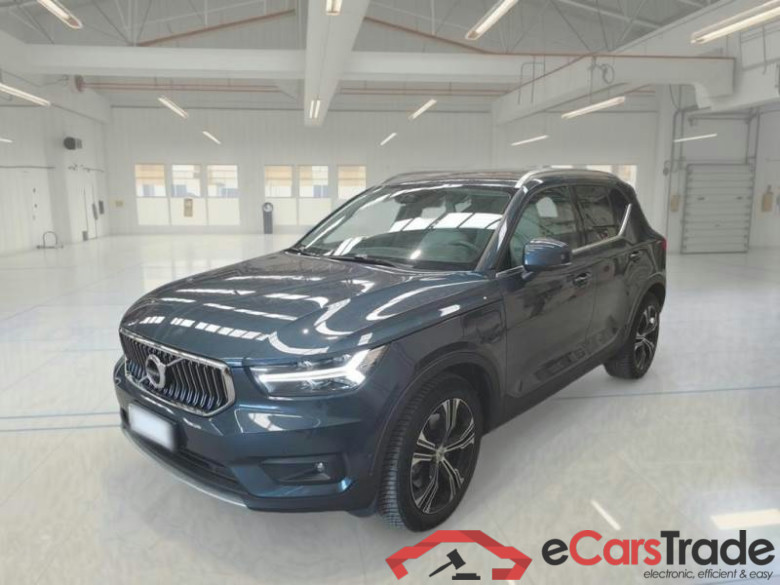 Volvo XC40 1.5 T5 Plug-In Hybrid Aut. Pano LED Virtual ACC Navi Sport-Leather KeylessGo Klima PDC ... #1