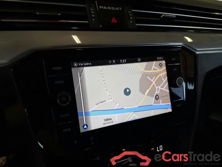 VOLKSWAGEN PASSAT / 2019 / 5P / STATION WAGON VAR. 2.0TDI SCR EVO 110KW BUSINESS DSG #5